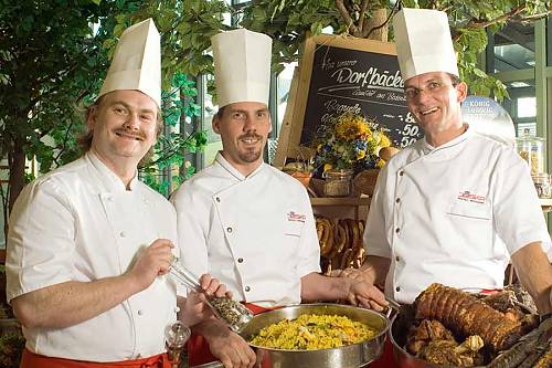 Kristallrestaurant mit regionalen Spezialitäten